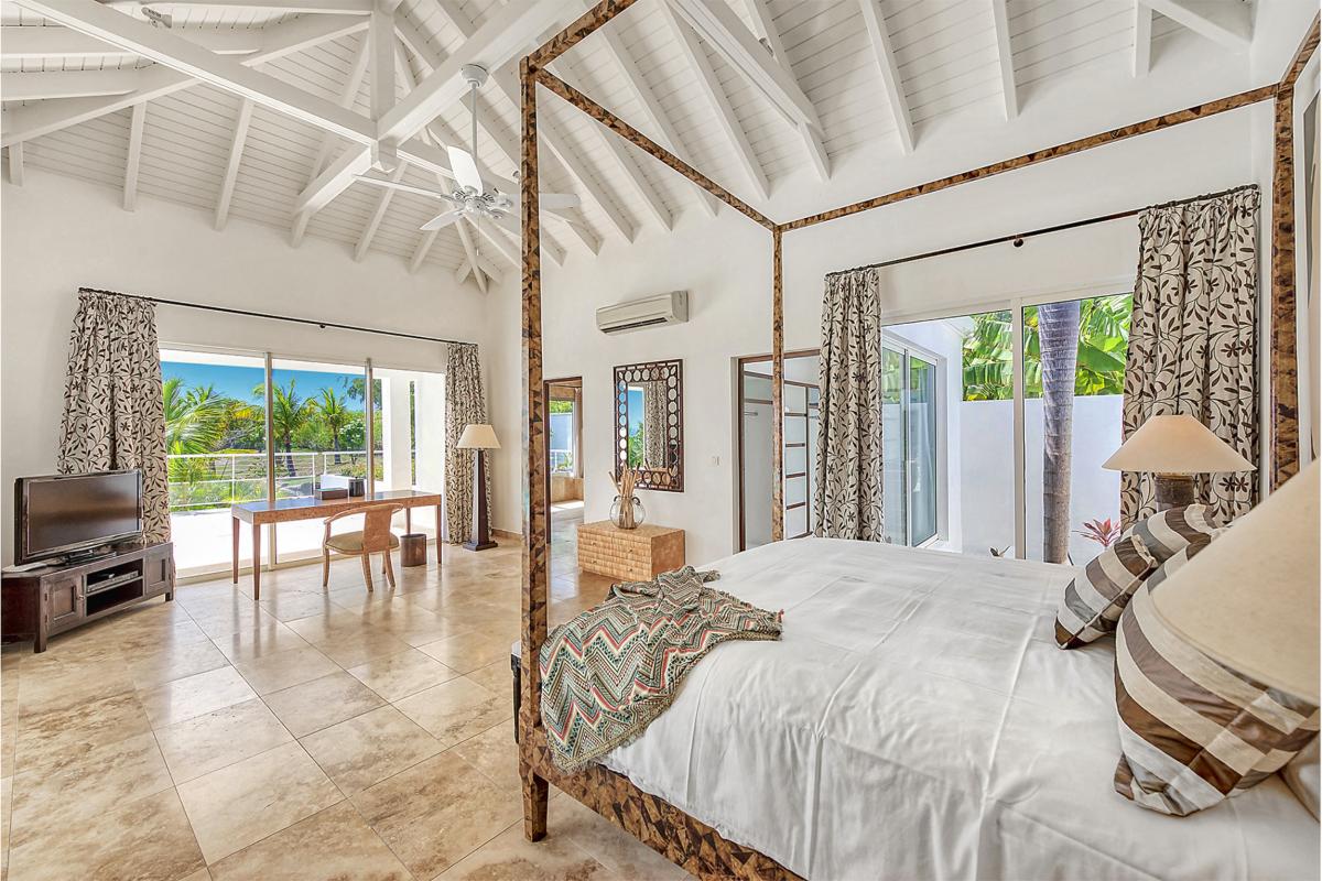 18-Bamboo-Bedroom1_Location villa Terres Basses Saint Martin